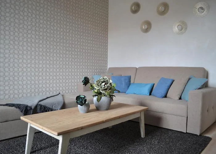 Vee 4 Center Parnawa